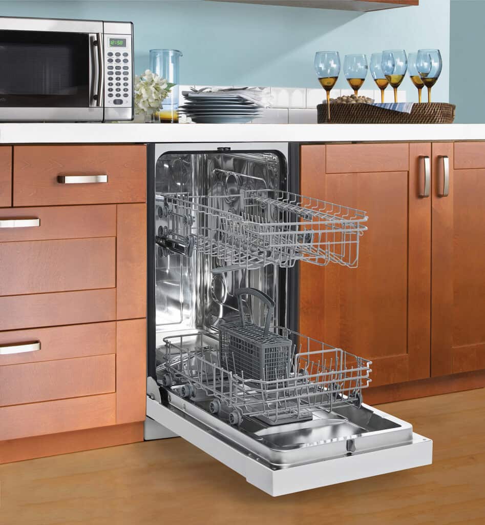 Danby 18'' Wide Built-in Dishwasher in White